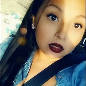 Meet your Posher, Yesica